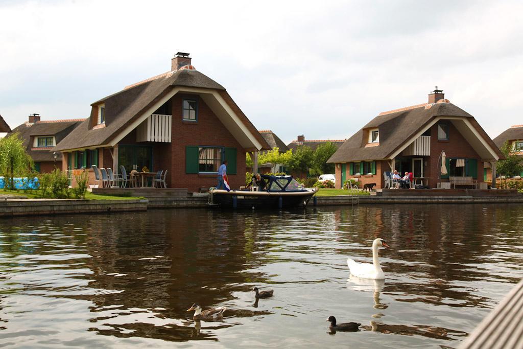 Hotel Waterpark Belterwiede Wanneperveen Exterior foto